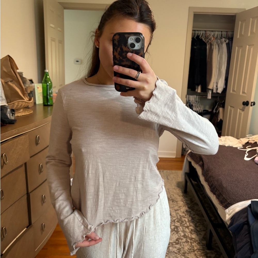 Women's Cream Long Sleeve Top